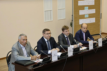 Эксперты обсудили Стратегию развития стройотрасли до 2030 года с главой Минстроя России Владимиром Якушевым Эксперты обсудили Стратегию развития стройотрасли до 2030 года с главой Минстроя России Владимиром Якушевым
